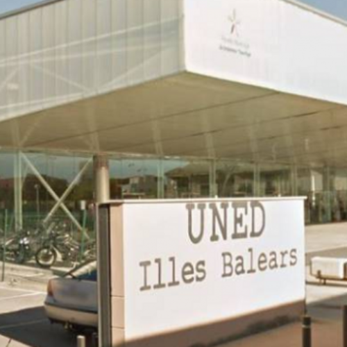 La UNED Illes Balears reprèn el curs des de casa