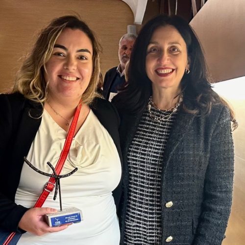 ANTONIA RIVERA MARI, alumna de UNED-ILLES BALEARS, gana un premio a mejor TFG otorgado por el COPIB, Colegio oficial de Psicología de Baleares.