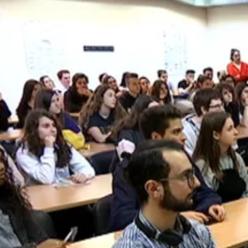 Un total de 16.832 residents balears estudien un grau universitari (IB3)