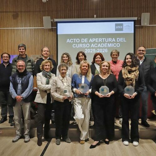 La UNED estrena el curso en Menorca con varios homenajes
