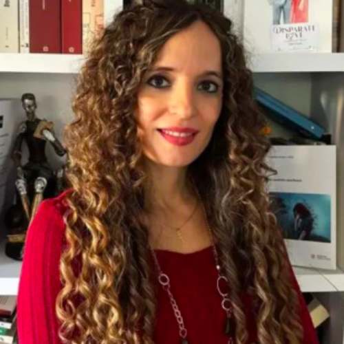 “La poesía es una forma de resistencia estética y política”: Carmen María López, premio Adonáis