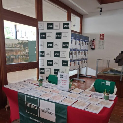 El Centro Asociado UNED Illes Balears participa en la Jornada de Orientación del Colegio Madre Alberta