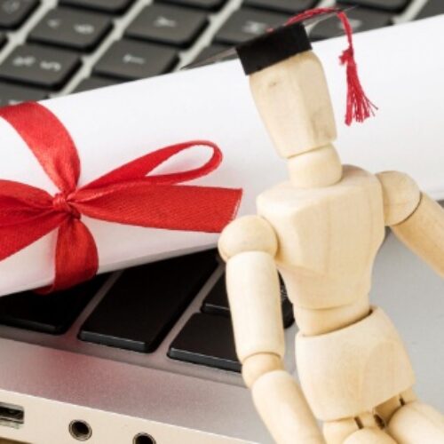 26-27 Febrero: Cómo se hace un trabajo fin de grado (TFG) y fin de máster (TFM) en humanidades y ciencias sociales