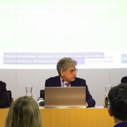 La IA a examen en la UNED: Impacto real en la economía y el derecho europeo