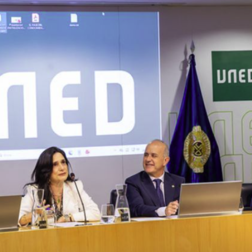 La UNED digitaliza su archivo histórico de radio y lo integra en un repositorio único