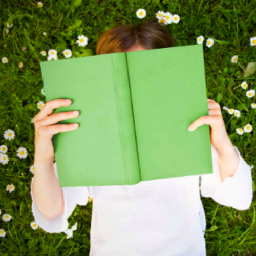 La UNED se suma a la gran cita del libro en el Retiro
