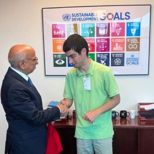 Nicolás Atanes, el estudiante de la UNED que lleva la divulgación matemática a los grandes foros internacionales